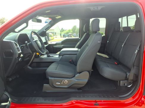 Used 2016 Ford F150 XLT w/ Equipment Group 302A Luxury AWD/4WD image 13