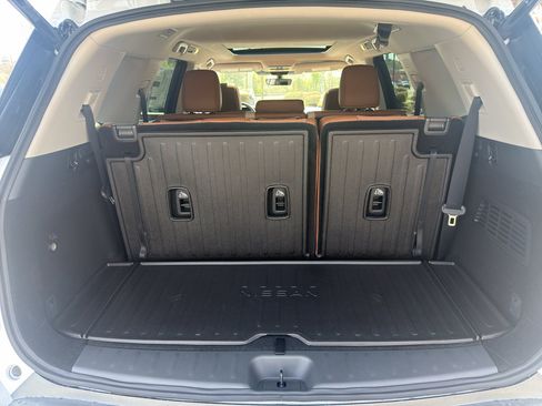 New 2026 Nissan Pathfinder Platinum image 33