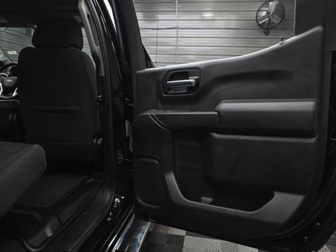 Used 2021 Chevrolet Silverado 1500 LT w/ Z71 Off-Road Package AWD/4WD image 35