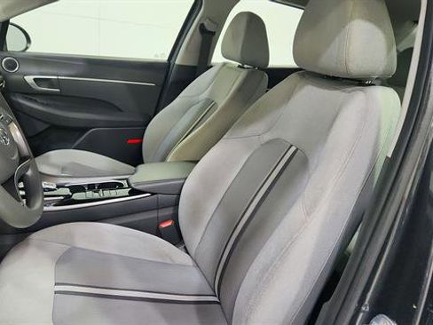 Used 2022 Hyundai Sonata SE image 12