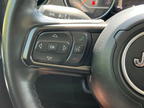 Used 2022 Jeep Wrangler Unlimited Sport AWD/4WD image 24