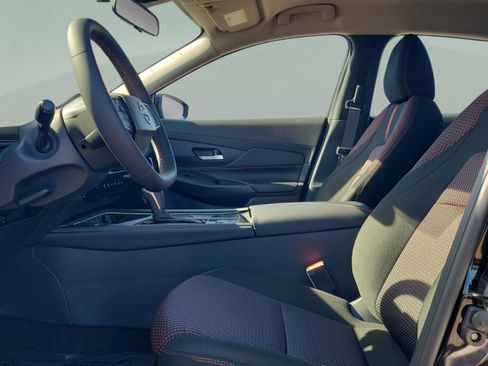 New 2026 Nissan Sentra SR image 19