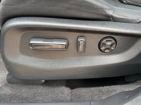 Used 2019 Honda CR-V EX image 20