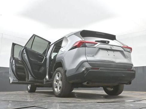 Used 2020 Toyota RAV4 XLE w/ Convenience Package AWD/4WD image 54