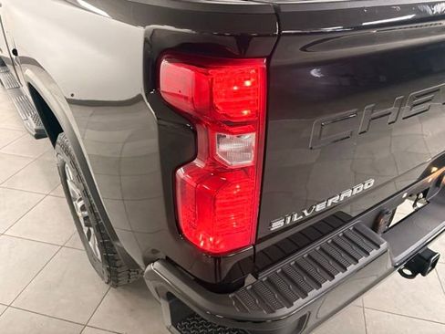 Used 2024 Chevrolet Silverado 2500 Custom w/ Custom Convenience Package image 11