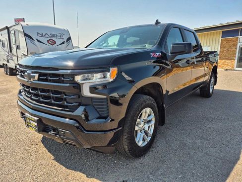 Used 2025 Chevrolet Silverado 1500 RST AWD/4WD image 10