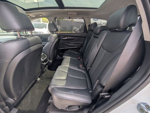 Used 2019 Hyundai Santa Fe Limited FWD image 13
