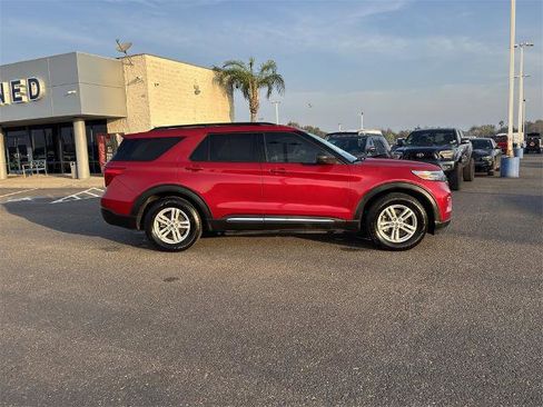 Certified 2022 Ford Explorer XLT w/ Equipment Group 202A image 2