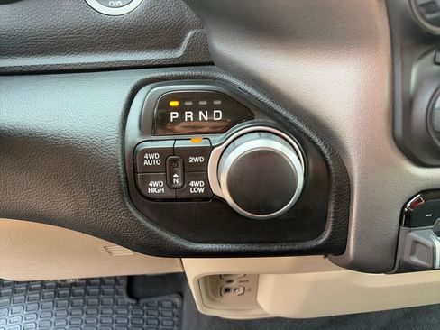 Used 2020 RAM 1500 Big Horn AWD/4WD image 36