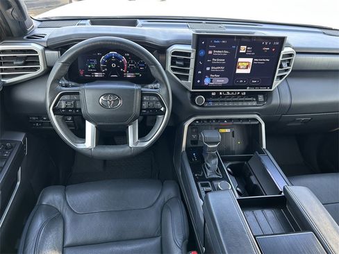 Used 2023 Toyota Sequoia Platinum image 22