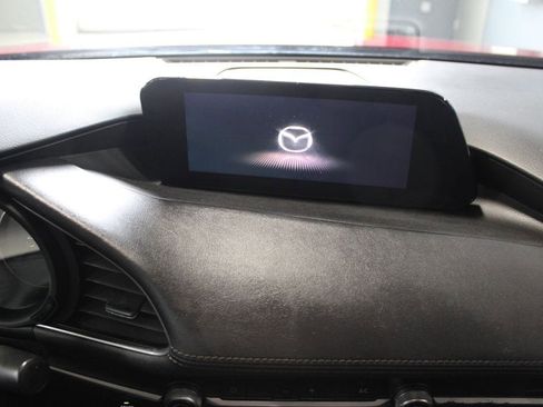 Used 2023 MAZDA MAZDA3 s FWD image 26