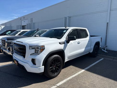 Used 2021 GMC Sierra 1500 Elevation w/ Preferred Package image 3