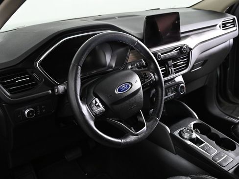 Used 2020 Ford Escape Titanium AWD/4WD image 12