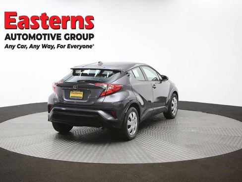 Used 2020 Toyota C-HR LE image 39