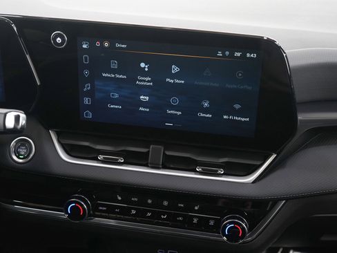 Used 2025 Chevrolet Equinox LT w/ Convenience Package II image 14