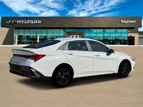 New 2026 Hyundai Elantra SEL Sport Premium w/ Cargo Package FWD image 8