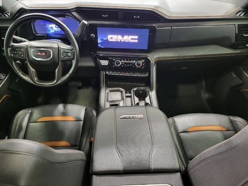 Used 2024 GMC Sierra 2500 AT4 w/ AT4 Premium Plus Package AWD/4WD image 12