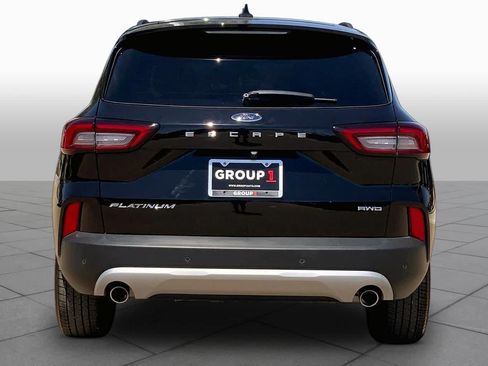 Certified 2025 Ford Escape Platinum AWD/4WD image 5