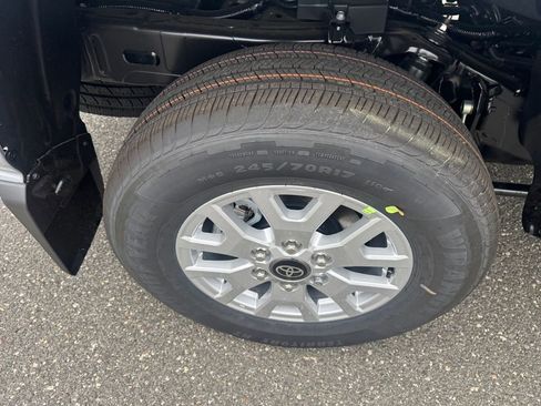 New 2026 Toyota Tacoma SR5 AWD/4WD image 19