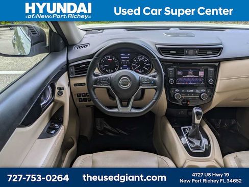 Used 2019 Nissan Rogue SL w/ Premium Package FWD image 19