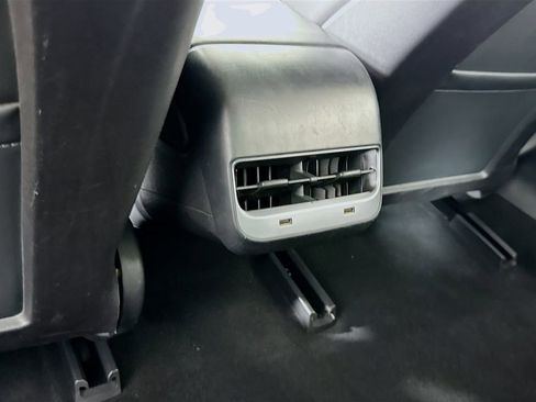 Used 2018 Tesla Model 3 Long Range image 27