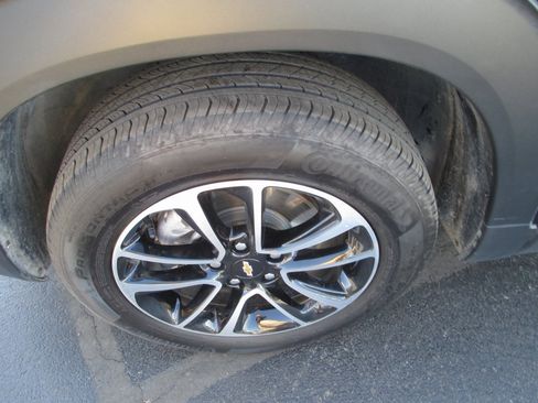 Certified 2025 Chevrolet TrailBlazer LT w/ LT Cold Weather Package image 13