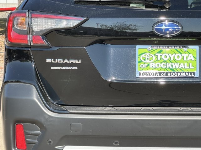 Used 2021 Subaru Outback Touring AWD/4WD image 8