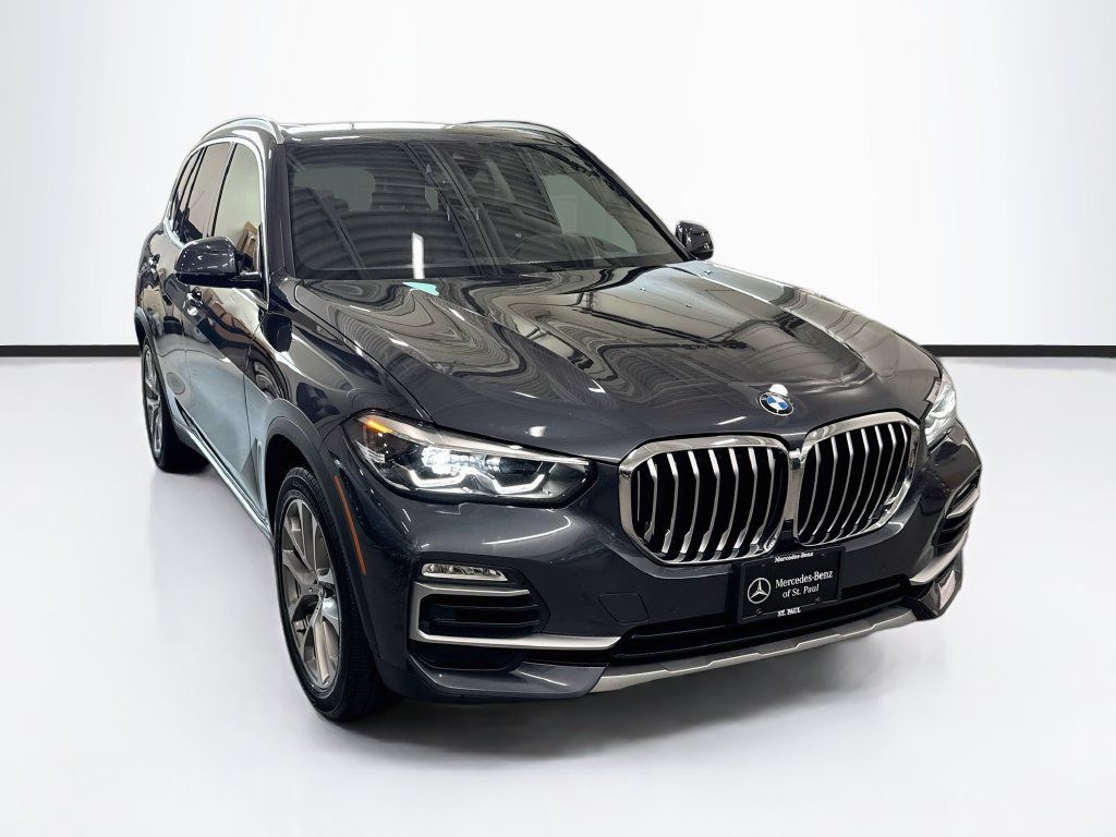 Used 2021 BMW X5 xDrive40i w/ Convenience Package AWD/4WD image 3