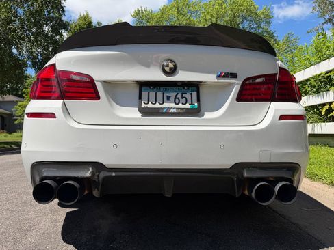 Used 2013 BMW M5 RWD image 22
