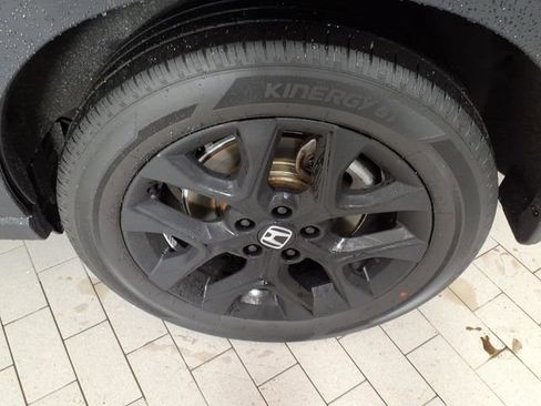 Used 2024 Honda HR-V Sport image 8