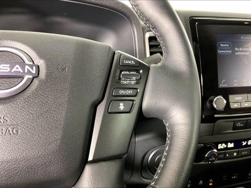 Used 2024 Nissan Frontier SL w/ Technology Package RWD image 26