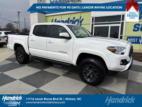 Used 2023 Toyota Tacoma SR5 w/ Technology Package image 1