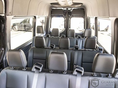 Used 2020 Mercedes-Benz Sprinter 2500 w/ Driver Convenience Package image 23