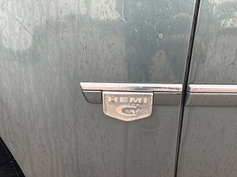 Used 2006 Chrysler 300 C AWD/4WD image 9