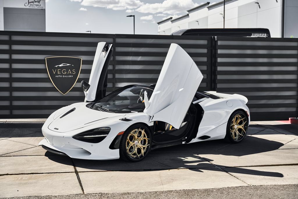 Used 2025 McLaren 750S Spider RWD image 6