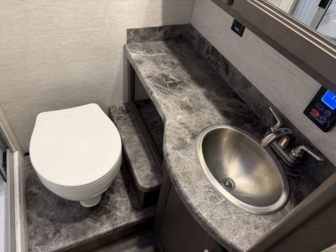 Used 2024 Ford E-450 and Econoline 450 Super Duty w/ Motorhome Prep Package image 64