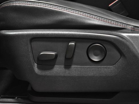 Used 2022 Chevrolet Tahoe RST w/ Luxury Package image 4