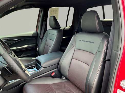 Used 2025 Honda Ridgeline Black Edition image 22
