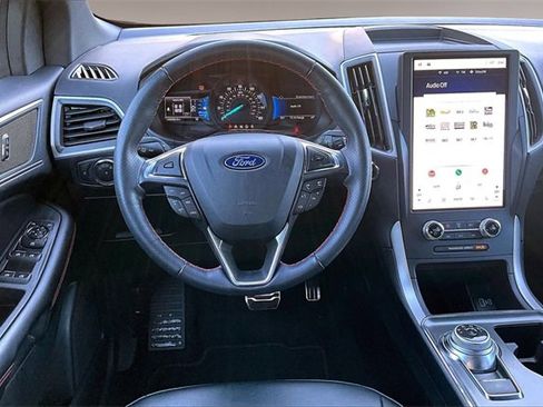 Used 2023 Ford Edge ST-Line image 8