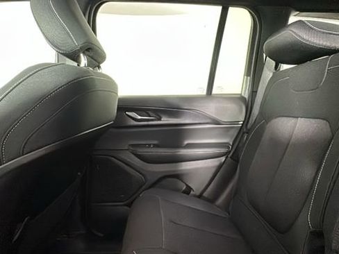 New 2026 Jeep Grand Cherokee Laredo X AWD/4WD image 13