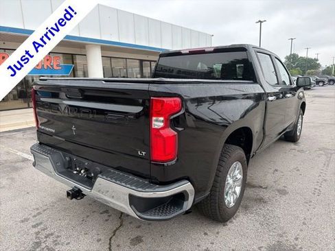 Used 2022 Chevrolet Silverado 1500 LT RWD image 4