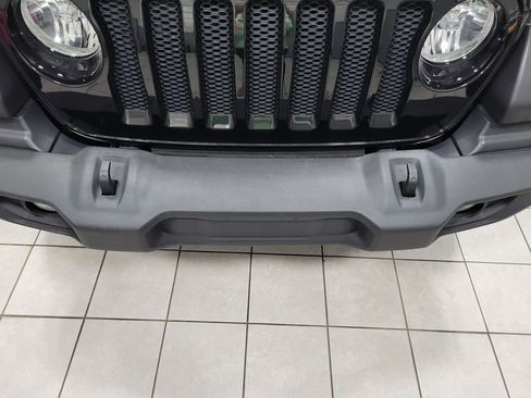 Used 2019 Jeep Wrangler Sport image 46
