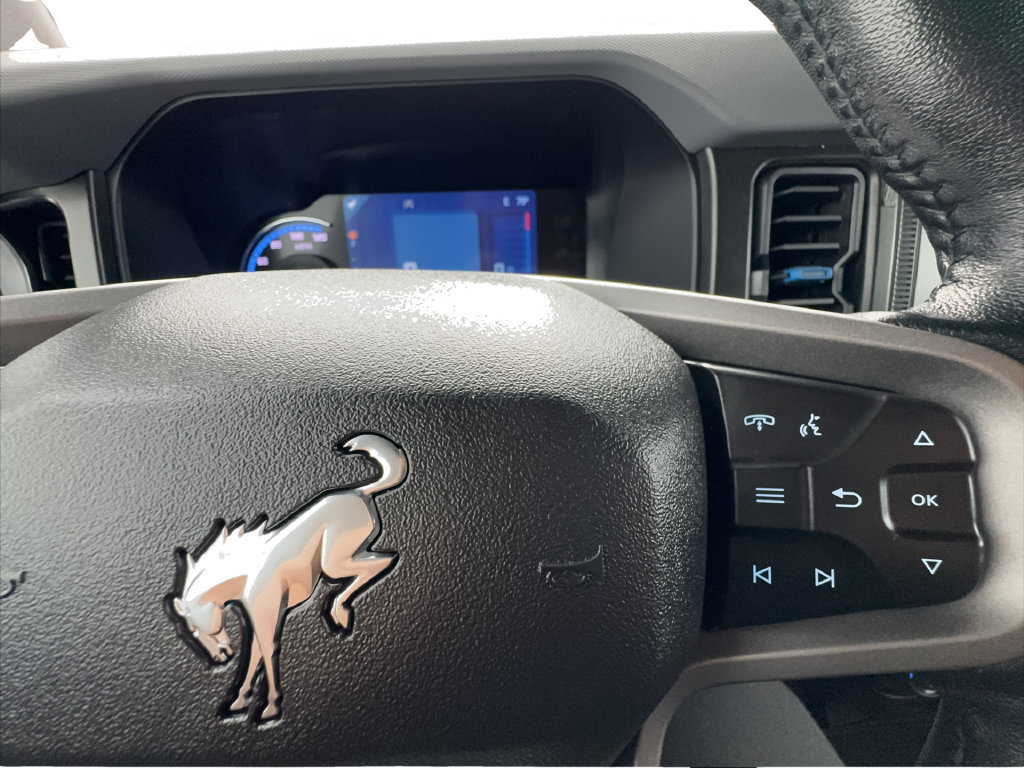 Used 2023 Ford Bronco Black Diamond AWD/4WD image 39