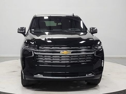 Used 2023 Chevrolet Tahoe Premier RWD image 2