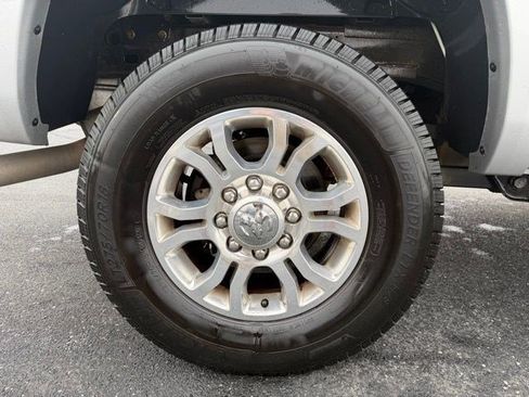 Used 2018 RAM 2500 Laramie w/ Snow Chief Group image 25