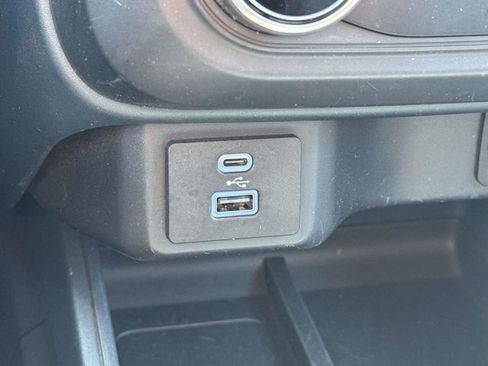 Used 2022 Ford Maverick XL FWD image 31