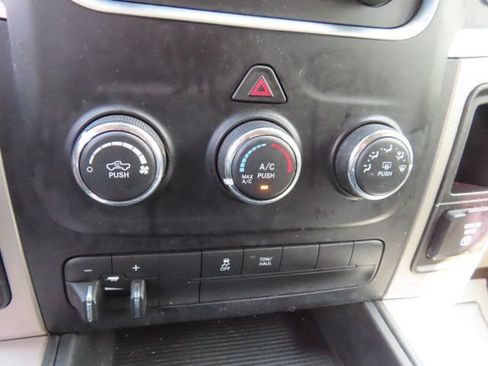 Used 2015 RAM 1500 Big Horn AWD/4WD image 25