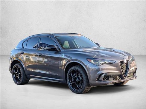 Used 2024 Alfa Romeo Stelvio Quadrifoglio w/ Active Assist Plus Package AWD/4WD image 4