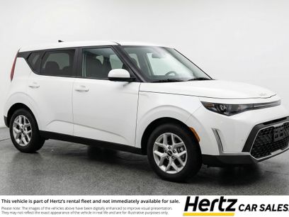 Used 2025 Kia Soul LX w/ LX Technology Package