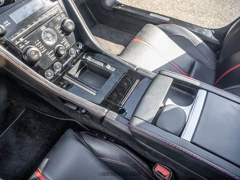 Used 2015 Aston Martin V8 Vantage GT RWD image 43